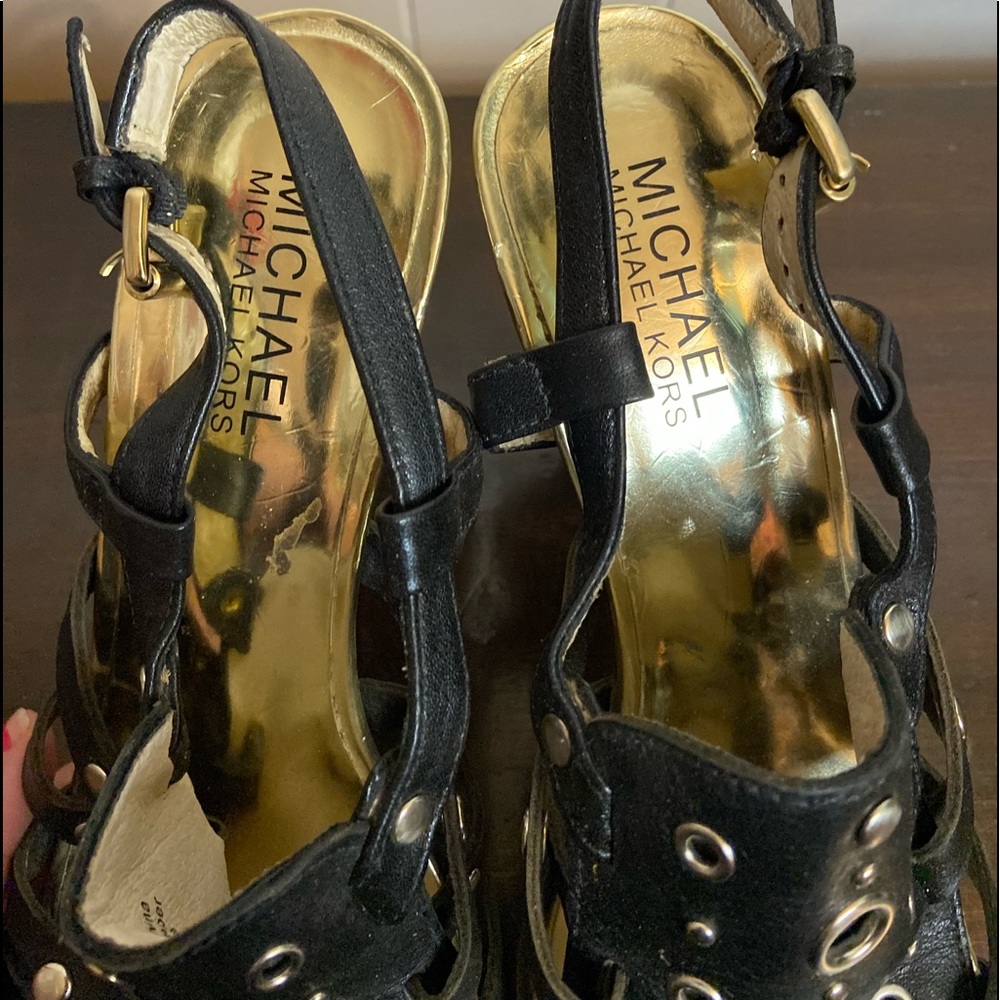 Michael Korrs leather black gold stilleto Heel 8 rubber lower opentoe sling back - Picture 3 of 7